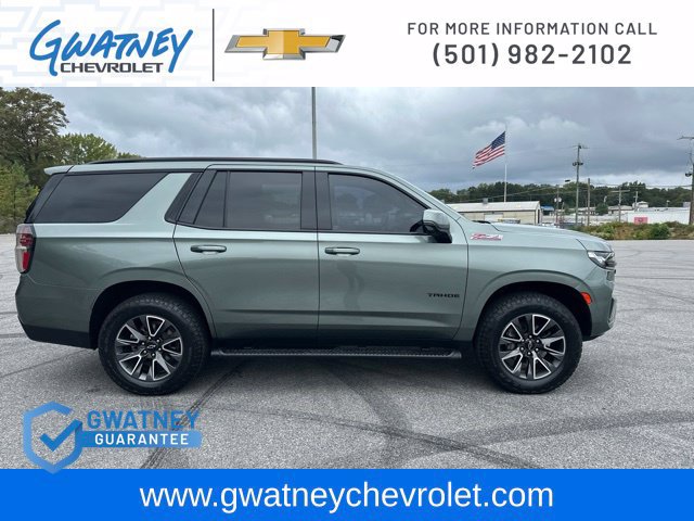 Used 2023 Chevrolet Tahoe Z71 w/ Luxury Package AWD/4WD image 4