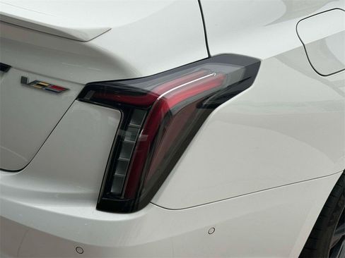 Used 2023 Cadillac CT5 V w/ Premium Package image 7