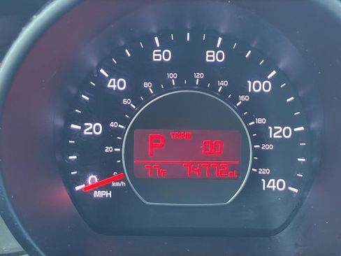 Used 2016 Kia Soul + w/ Designer's Package image 26