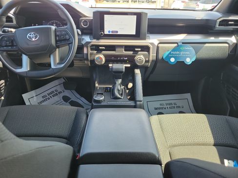 Used 2025 Toyota 4Runner SR5 RWD image 14