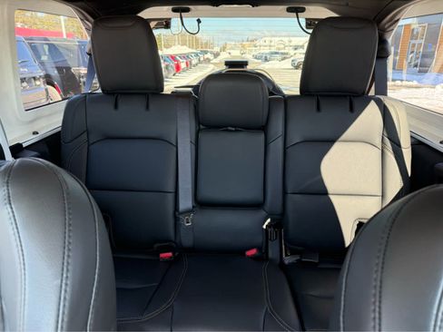 Used 2025 Jeep Wrangler Sahara w/ Safety Group image 25