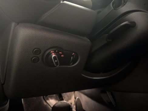 Used 2020 MINI Cooper 2-Door Hardtop FWD image 27