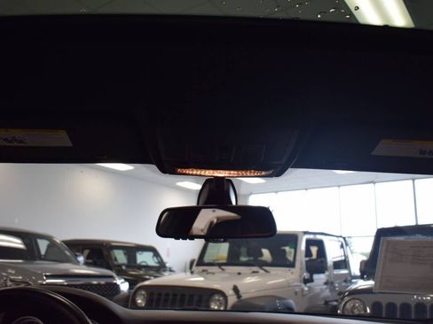 Used 2014 BMW X6 M image 45