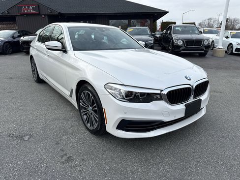 Used 2019 BMW 530i xDrive w/ Convenience Package image 9