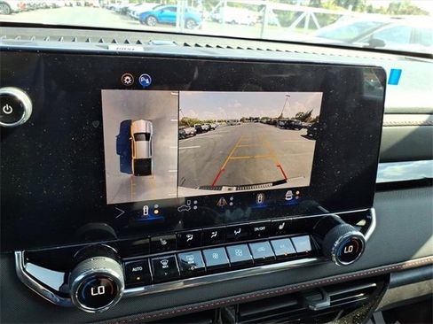 New 2025 Chevrolet Colorado Z71 w/ Technology Package image 12