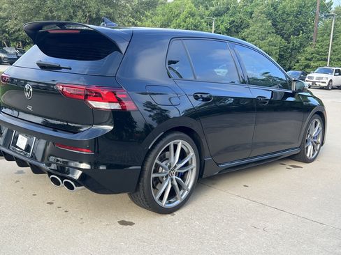Used 2024 Volkswagen Golf R AWD/4WD image 9