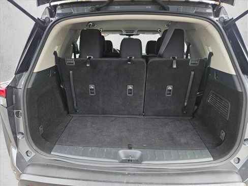 Certified 2024 Nissan Pathfinder SV image 7