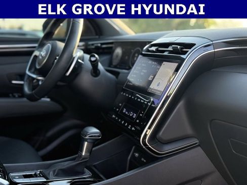 Certified 2022 Hyundai Santa Cruz Limited image 11