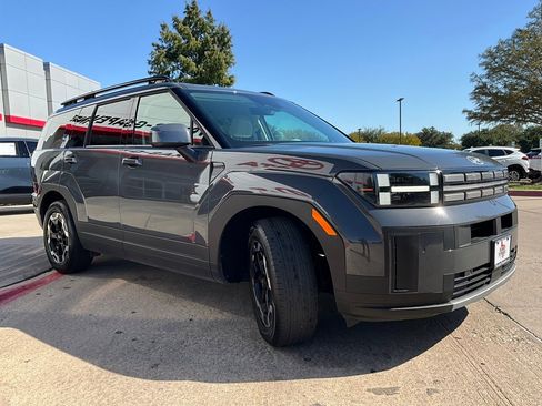 Used 2025 Hyundai Santa Fe SEL image 5