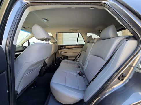 Used 2019 Subaru Outback 3.6R Limited image 35