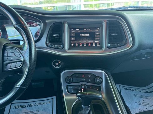 Used 2022 Dodge Challenger GT AWD/4WD image 13