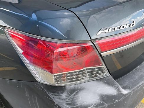 Used 2011 Honda Accord SE image 28