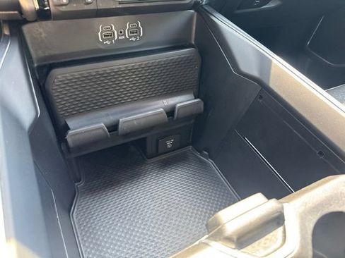 Used 2023 RAM 1500 Laramie AWD/4WD image 43
