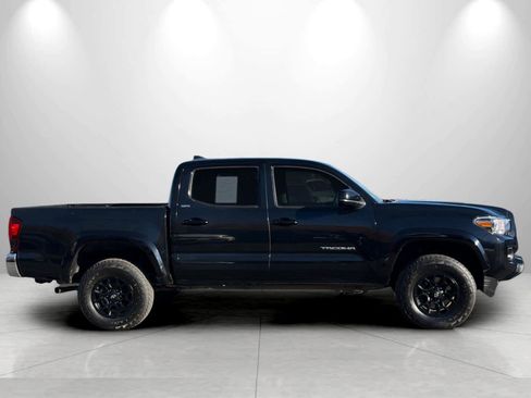 Used 2019 Toyota Tacoma SR5 image 8