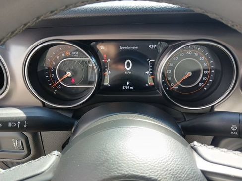Used 2023 Jeep Gladiator Sport AWD/4WD image 54