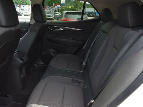 Used 2022 Buick Envision Preferred FWD image 17