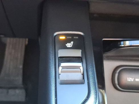 Certified 2022 Kia Telluride S image 11