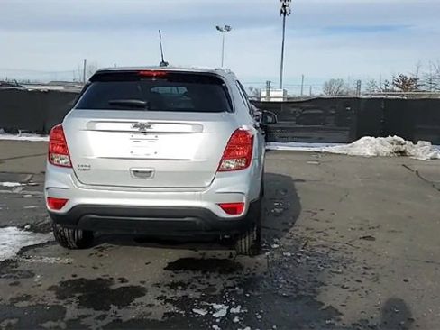 Certified 2020 Chevrolet Trax LS w/ Tint and Cruise Package image 7