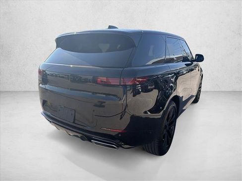 Used 2026 Land Rover Range Rover Sport Dynamic SE AWD/4WD image 10
