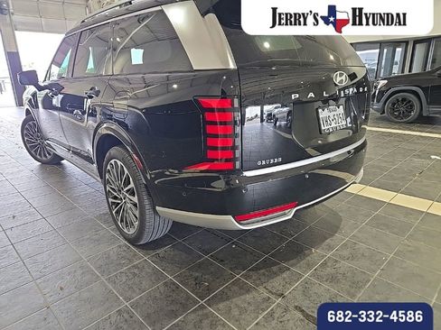 Certified 2026 Hyundai Palisade Calligraphy FWD image 7