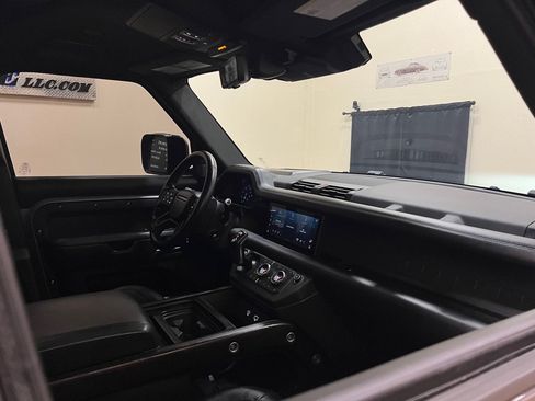 Used 2020 Land Rover Defender 110 X AWD/4WD image 28