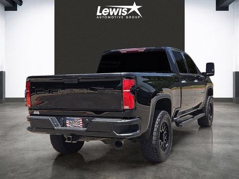 Used 2024 Chevrolet Silverado 3500 LTZ AWD/4WD image 4