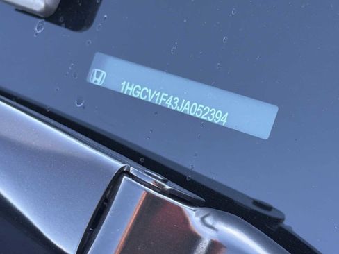 Used 2018 Honda Accord EX image 27