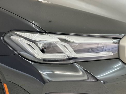 Certified 2023 BMW M550i xDrive AWD/4WD image 11
