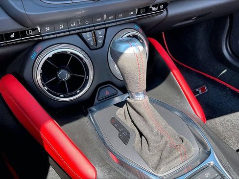 Used 2022 Chevrolet Camaro ZL1 RWD image 30
