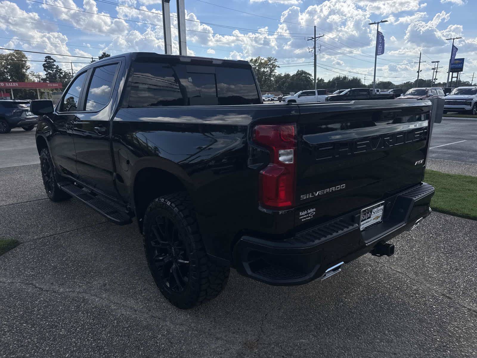 New 2026 Chevrolet Silverado 1500 RST w/ RST All Star Premium Package AWD/4WD image 4