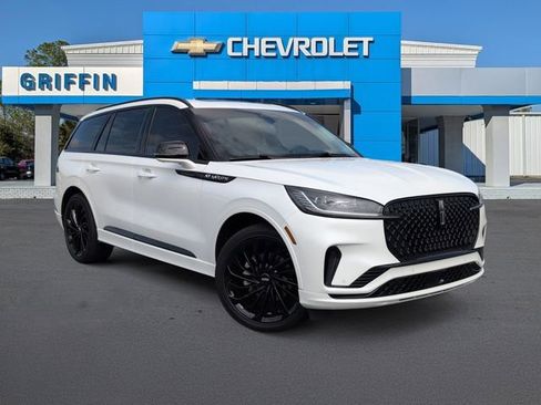 Used 2025 Lincoln Aviator Reserve w/ Equipment Group 201A AWD/4WD image 1