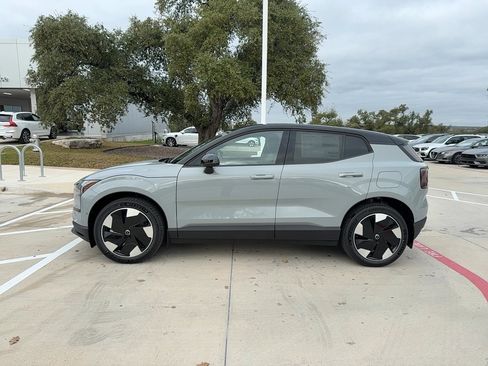 New 2026 Volvo EX30 Ultra image 3