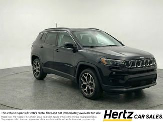 Used 2025 Jeep Compass Latitude video 1