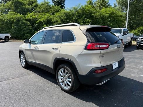 Used 2015 Jeep Cherokee Limited w/ Technology Group FWD image 5