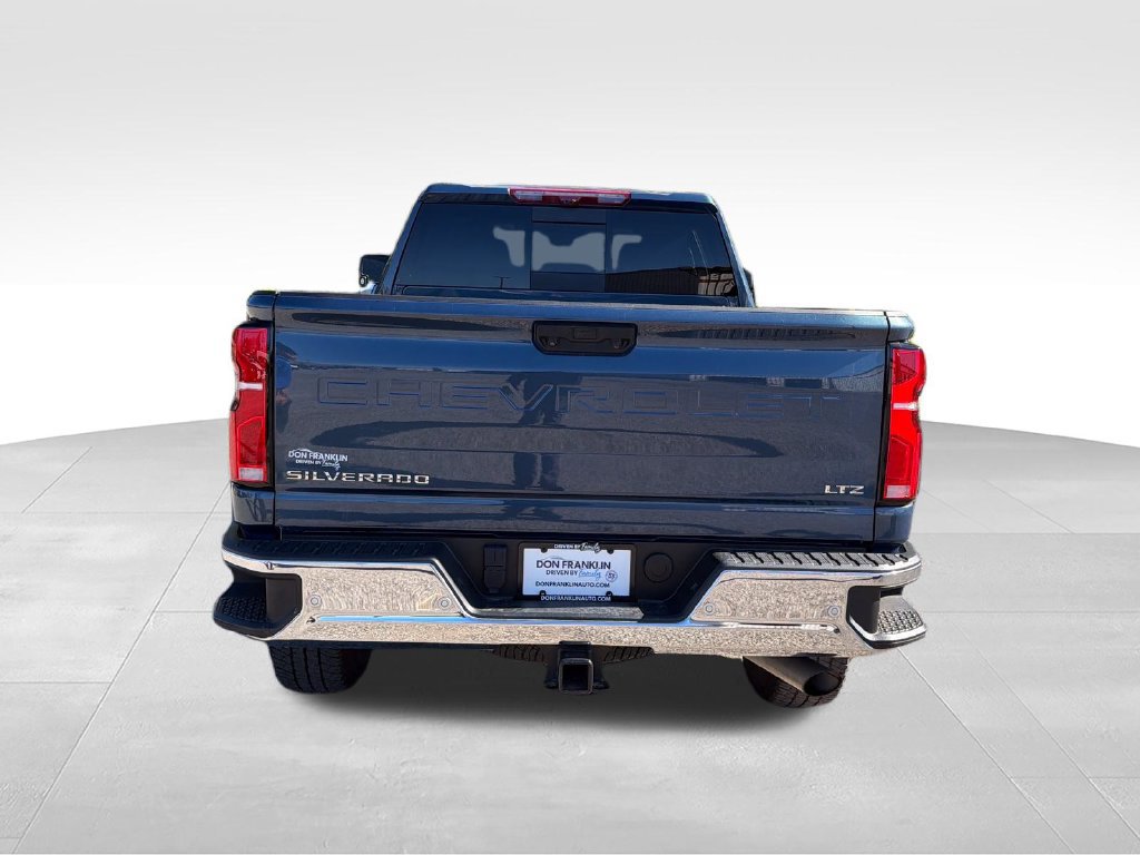 Used 2025 Chevrolet Silverado 2500 LTZ w/ LTZ Plus Package AWD/4WD image 4