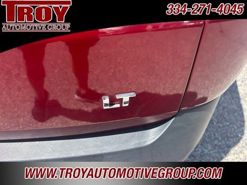 Used 2019 Chevrolet Traverse LT FWD image 20