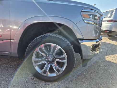 Used 2023 RAM 1500 Limited AWD/4WD image 5