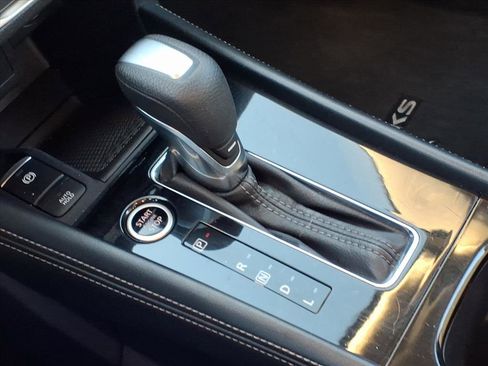 Used 2023 Nissan Kicks SV image 14