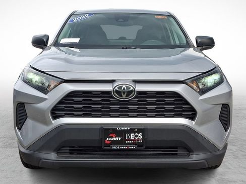 Used 2022 Toyota RAV4 LE AWD/4WD image 2