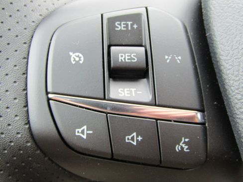 New 2025 Ford Escape ST-Line w/ Cold Weather Package image 26