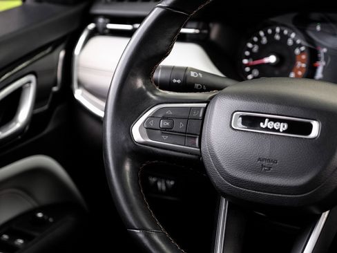 Used 2022 Jeep Compass Limited image 26