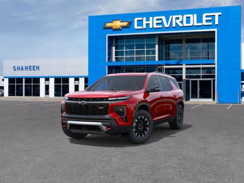 New 2026 Chevrolet Traverse Z71 w/ Driver Confidence Package AWD/4WD image 8
