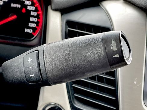 Used 2016 GMC Yukon Denali w/ Open Road Package image 32