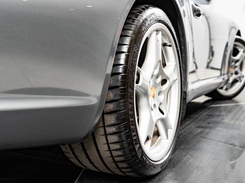 Used 2006 Porsche 911 Carrera RWD image 50