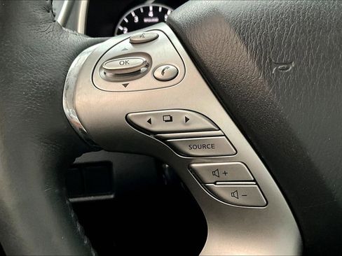 Used 2018 Nissan Murano Platinum image 24