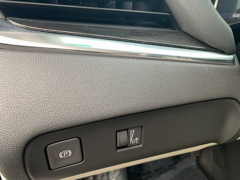 Certified 2023 Buick Enclave Essence w/ Experience Buick Package image 6