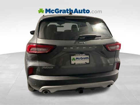 New 2026 Ford Escape SE w/ Class II Trailer Tow Package image 4