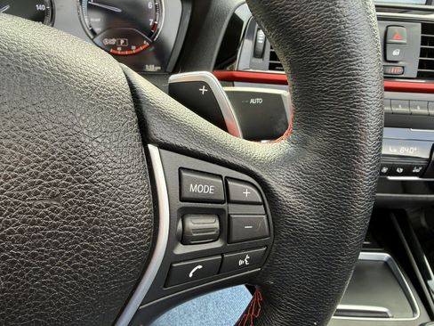 Used 2019 BMW 230i xDrive Convertible w/ Convenience Package image 19