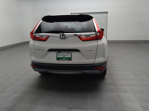 Used 2018 Honda CR-V LX image 7