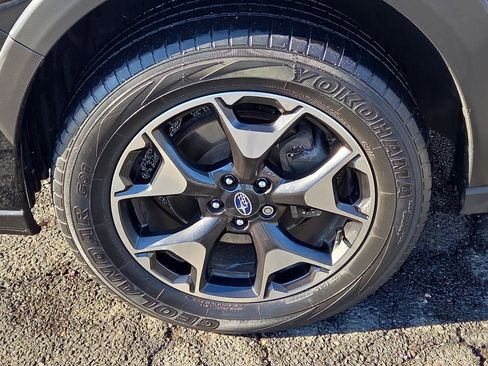 Used 2019 Subaru Crosstrek 2.0i image 9